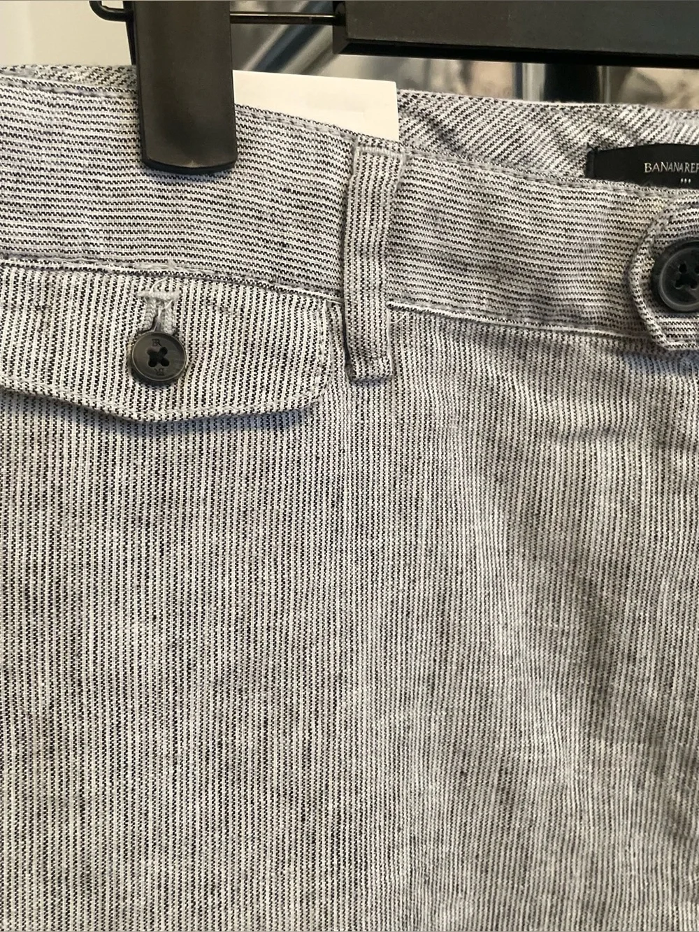 NWT-Banana Republic Linen blend grey shorts Size 33 Inseam 7”